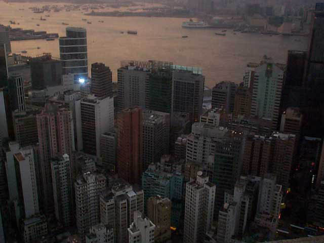 Day9_f_HKskyline5